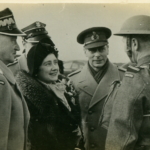 
						Undated wartime photo of Polish Prime Minister and Commander-in-Chief General Wladyslaw Eugeniusz Sikorski (1881-4 July 1943) with HRH Queen Elizabeth (1900-2002), HRH King George VI (1895-1952) and unidentified Polish soldiers. Original print from a Kordas family album.					