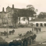 
						Stawiski. Church and market. Ca 1916. More images at www.bagnowka.com					