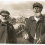 
						Russian peasants. Somewhere in Belarus Poland area. Ca 1939-1941					