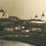 
						Luck. Fantastic view of the town: catholic, protestant and russian ortodox churches, castle, synagogue. Ca 1920. Nowadays Ukraine					