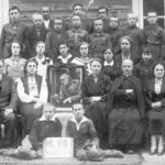 
						Trzcianne. Teachers and pupils. 1920 th years. In the center portrait of Pilsudski. More images www.bagnowka.com					