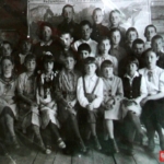 
						Group photo					