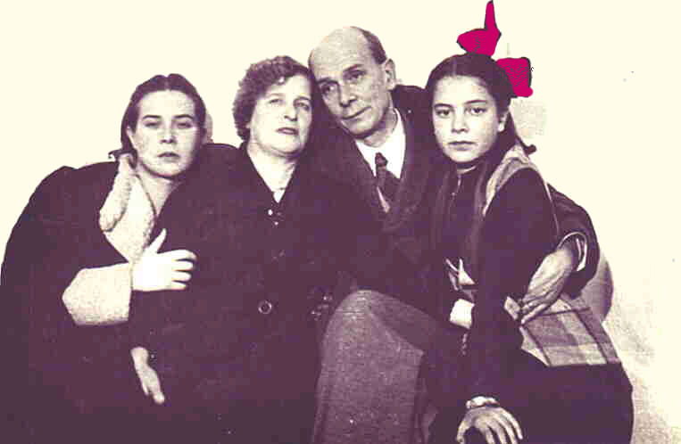 Janka (left) with mother Natalia, father Jan and sister Wanda. Photo by brother Czeslaw.