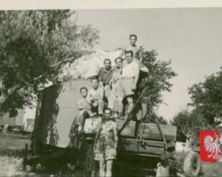 Radar crew; source: Duane Golb's private collection, Kresy-Siberia Foundation Radar crew; source: Duane Golb's private collection, Kresy-Siberia Foundation