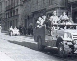 Soldiers of the Carpathian Uhlan Regiment being the first to enter Ancona, captured by the 2nd Corps, 1944; source: private collection of Tomasz Skrzyลski, Kresy-Siberia Foundation Soldiers of the Carpathian Uhlan Regiment being the first to enter Ancona, captured by the 2nd Corps, 1944; source: private collection of Tomasz Skrzyลski, Kresy-Siberia Foundation