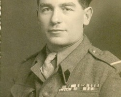 Rifleman Władysław Stefanowski from the 1st battalion, 3rd DSK – visible commemorative badge of the 3rd DSK on the left pocket of his uniform, Brighton, England, 26 January 1947; source: private collection of Karina Hernandez, Kresy-Siberia Foundation Rifleman Władysław Stefanowski from the 1st battalion, 3rd DSK – visible commemorative badge of the 3rd DSK on the left pocket of his uniform, Brighton, England, 26 January 1947; source: private collection of Karina Hernandez, Kresy-Siberia Foundation