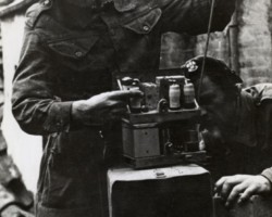 Signal soldiers of the 2nd Corps during equipment maintenance. Italian campaign; source: Sikorski Institute and Museum, London Signal soldiers of the 2nd Corps during equipment maintenance. Italian campaign; source: Sikorski Institute and Museum, London