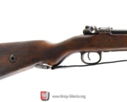 Mosin rifle wz 91
weapons produced in Russia (Izhevsk, Tula, Siestroreck). Caliber - 8 mm, weapon length - 1300 mm, length of the gun with a bayonet - 1800 mm, weight of the gun - 4.0 to 4.1 kg, weight of the gun with a bayonet - 4.3 kg, bullet weight - 15.8 g, payload weight - 2.75, cartridge weight - 28.05 (Manlicherov cartridge), gunpowder type - smokeless - nitrocellulose, largest sight - 3200 arshines (2276 m), number of shots - 5
The Museum of Polish Arms in Kołobrzeg