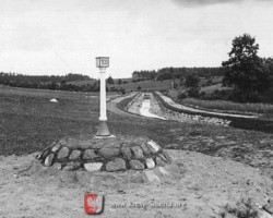 Polish-Latvian border - an intermediate pole. Bogusław Tomaszewski's collection.