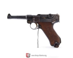 Parabellum-Luger wz 08 semi-automatic pistol The weapon is produced in Germany in two versions: with a short barrel (100 mm) and a long barrel (120 mm). The design of Georg Luger from 1900 was an improved design of the Borchardt pistol from the so-called broken lock. The gun was based on the recoil of the bolted breech when shot and a small recoil of the barrel. Magazine for 8 rounds, loaded from the bottom to the handle (butt) of the pistol. The long-barreled weapon had an adjustable sight at 100 and 200 m. Weapon caliber 7.65 mm, oval projectile with a mass of 6 g and an initial speed of 350 m / s, weapon length 220 mm, weapon weight 900 g. Weapon capacity up to 1000 m. The gun consists of 53 parts. According to the regulations, officers in the Second Polish Republic were obliged to buy pistols with their own money. These matters were regulated by the commanders of the sub-units. Thus, this weapon appeared in border formations as non-permanent
The Museum of Polish Arms in Kołobrzeg