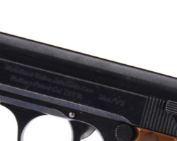 Walther PPK pistol
A semi-automatic pistol operating on the principle of using the free breech energy, designed in the design office of Carl Wilhelm Walther (Germany). Caliber - 9 mm, cartridge 9 mm x 17 Browning length - 173 millimeters, barrel length - 99 mm, weight of the weapon without ammunition - 685 g, magazine capacity - 7 rounds. According to the regulations, officers in the Second Polish Republic were obliged to buy pistols with their own money. These matters were regulated by the commanders of the sub-units. Thus, this weapon appeared in border formations as non-permanent
The Museum of Polish Arms in Kołobrzeg
