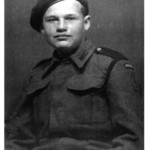 Senior gunner of the 1st Armored Division Piotr Szwedziuk