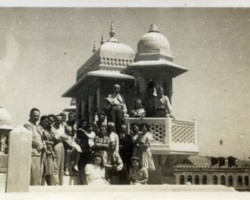 Polish refugees in the city of Karachi; source: Poles from India Association Polish refugees in the city of Karachi; source: Poles from India Association