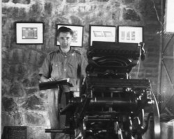 Antoni Świergoń at the printing machine, Valivade, 1946; source: Poles from India Association Antoni Świergoń at the printing machine, Valivade, 1946; source: Poles from India Association