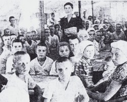 Children from the first evacuation transport from the USSR after a week-long journey during a short rest in Quetta, 1942; source: from the collection of Wiesław Stypuła Children from the first evacuation transport from the USSR after a week-long journey during a short rest in Quetta, 1942; source: from the collection of Wiesław Stypuła