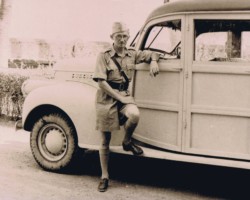 Vice-Consul of the Republic of Poland in Bombay – Tadeusz Lisiecki, head of the first evacuation transport of Polish children from the USSR, from the orphanage in Ashgabat to India; source: from the collection of Wiesław Stypuła Vice-Consul of the Republic of Poland in Bombay – Tadeusz Lisiecki, head of the first evacuation transport of Polish children from the USSR, from the orphanage in Ashgabat to India; source: from the collection of Wiesław Stypuła