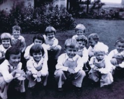 A group of the youngest preschoolers, Balachadi 1942/1943; source: from the collection of Wiesław Stypuła A group of the youngest preschoolers, Balachadi 1942/1943; source: from the collection of Wiesław Stypuła