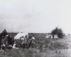 Scouts resting over a meal after the hardships of gaining skills, 1945; source: from the collection of Wiesław Stypuła Scouts resting over a meal after the hardships of gaining skills, 1945; source: from the collection of Wiesław Stypuła