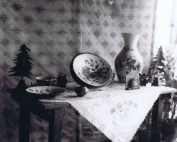 Exhibition of handicrafts and folk pottery organized to celebrate the birthday of the Maharaja's wife (also known as Maharani), Balachadi; source: from the collection of Wiesław Stypuła Exhibition of handicrafts and folk pottery organized to celebrate the birthday of the Maharaja's wife (also known as Maharani), Balachadi; source: from the collection of Wiesław Stypuła