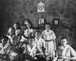 Senior Scout Circle, Valivade, 1945; source: Poles from India Circle Senior Scout Circle, Valivade, 1945; source: Poles from India Circle