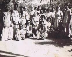 Polish schoolgirls in a convent in Karachi, 1944; source: private collection of Jerzy Szczawiński Polish schoolgirls in a convent in Karachi, 1944; source: private collection of Jerzy Szczawiński