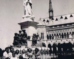 Polish schoolgirls in a convent in Karachi, 1944; source: private collection of Jerzy Szczawiński Polish schoolgirls in a convent in Karachi, 1944; source: private collection of Jerzy Szczawiński