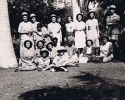 Polish schoolgirls in a convent in Karachi, 1944; source: private collection of Jerzy Szczawiński Polish schoolgirls in a convent in Karachi, 1944; source: private collection of Jerzy Szczawiński