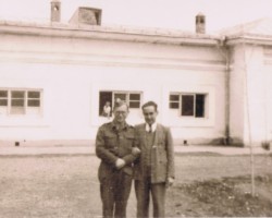 Father Franciszek Pluta (left) performing priestly services during the journey during the evacuation from the USSR and Dr. Jan Konarski, Meshhad, 1942; source: from the collection of Wiesław Stypuła Father Franciszek Pluta (left) performing priestly services during the journey during the evacuation from the USSR and Dr. Jan Konarski, Meshhad, 1942; source: from the collection of Wiesław Stypuła