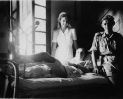 In the hospital in Laxmi Villas, located in a palace near Valivade, visible: Roman Blumski, Zbigniew Nowicki and Irena Adamczyk; source: Koło Polaków z Niechciał In the hospital in Laxmi Villas, located in a palace near Valivade, visible: Roman Blumski, Zbigniew Nowicki and Irena Adamczyk; source: Koło Polaków z Niechciał