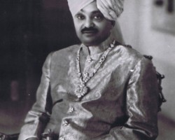 Maharaja Jam Saheb Digvijaysinhji of Nawanagar – benefactor of Polish children evacuated from the Soviet Union; source: from the collection of Wiesław Stypuła Maharaja Jam Saheb Digvijaysinhji of Nawanagar – benefactor of Polish children evacuated from the Soviet Union; source: from the collection of Wiesław Stypuła