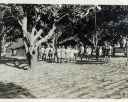 Polish refugees from the Soviet Union after arriving by sea from Iran to India, in transit camps near Karachi; source: Poles' Association in India Polish refugees from the Soviet Union after arriving by sea from Iran to India, in transit camps near Karachi; source: Poles' Association in India