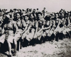 Polish Girl Scouts from the Country Club camp, Karachi; source: from the collection of Wiesław Stypuła Polish Girl Scouts from the Country Club camp, Karachi; source: from the collection of Wiesław Stypuła