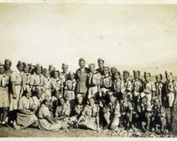 Scouts in a transit camp for Polish people evacuated from the Soviet Union by sea through Iran, near Karachi; source: Poles from India Association Scouts in a transit camp for Polish people evacuated from the Soviet Union by sea through Iran, near Karachi; source: Poles from India Association